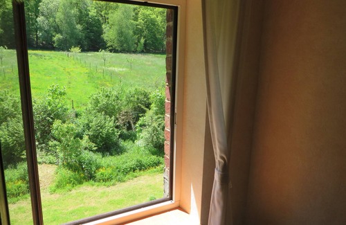 Signy-le-Petit Casa | New to rental, large vacation home for adventure vacations