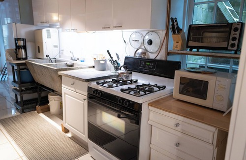 Nantucket Town Apartamento | New to VRBO! 2/1 Mid Island Apartment, Sleeps 5