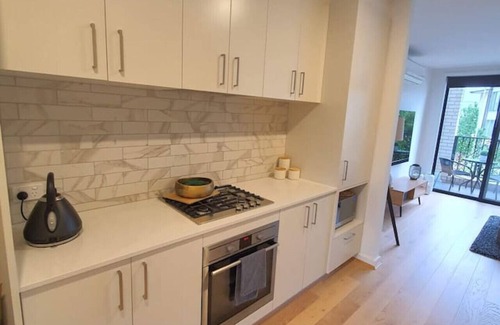 Phillip Apartamento | New to VRBO: Family Friendly 2BR Townhouse 5mins to Hospital