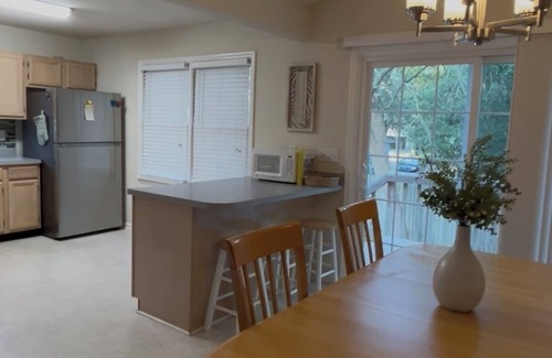 Tranquil Harbour Casa | New to VRBO - Island Mist, Oak Island .7 miles to beach