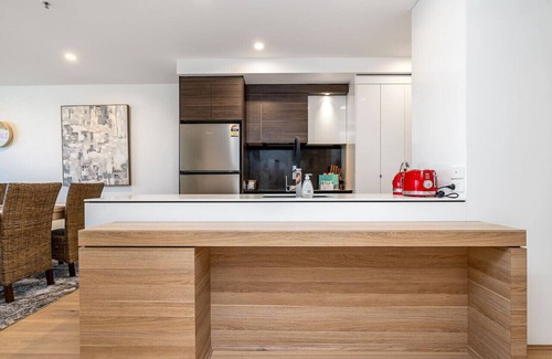 City East Apartamento | New to VRBO: North-Facing APT 3 min to Canberra Times Fountain