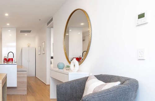 City East Apartamento | New to VRBO: North-Facing APT 3 min to Canberra Times Fountain