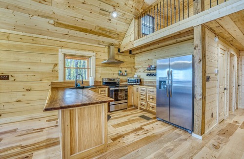 Jasper Cabina | New to Vrbo! Visit Our Family Friendly Retreat with Unbelievable Views!