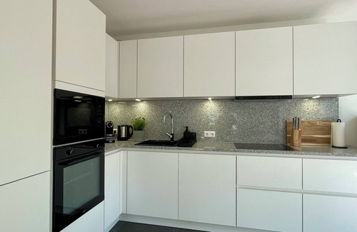 Gross Buchholz Casa | NEW: Top vacation home in Hanover, 120 sqm - modern, quiet. Close to the trade fair & city center.