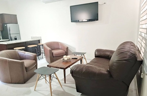 Ferrocarrilera Apartamento | New Town Condo Casamar 1 near the beach