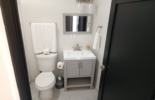 Ferrocarrilera Apartamento | New Town Condo Casamar 2 near the beach