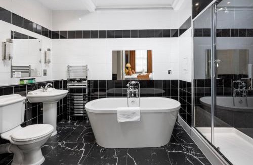 New Town Hotel | New Town Hotel