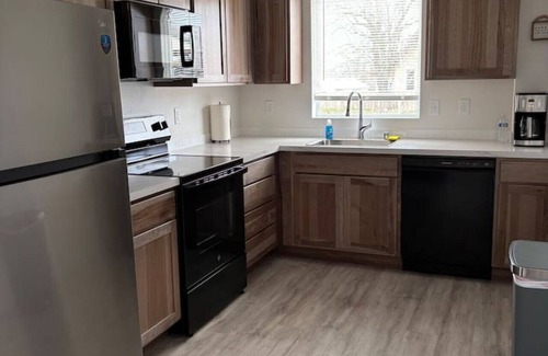 Umatilla Casa | New Townhouse Near Highway
