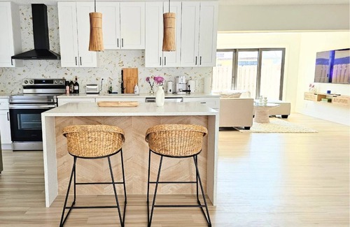 Coral Ridge Isles Villa | NEW - Tranquil Bliss Near Beach, Modern 3BR Retreat