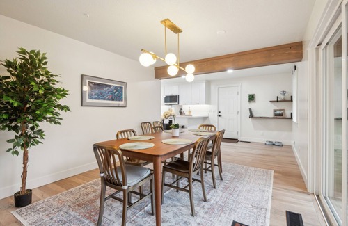 Bainbridge Island Casa | NEW! Tranquil Waterfront Escape with Harbor Views