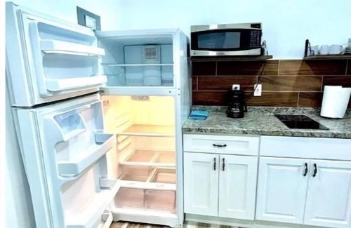 Pinellas Park Casa | “NEW” Traveler’s Getaway