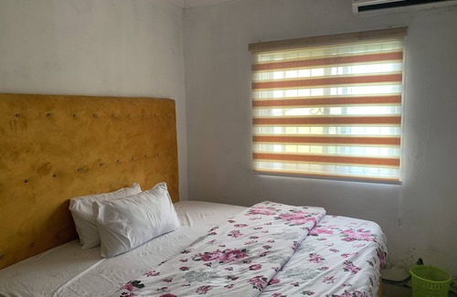 Ofin Hotel | New Travellers Lodge