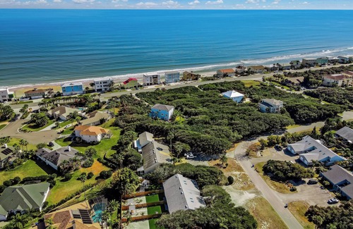 Maleza Baja Casa | New Trends in Ramey Aguadilla