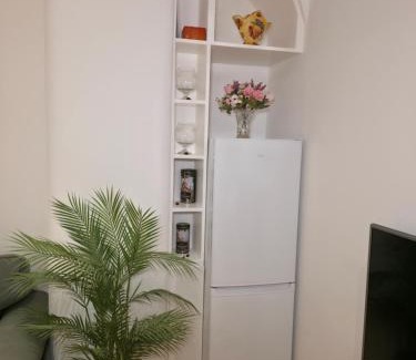 West Kensington Apartamento | New Two Bedroom Basement Flat - With Terrace