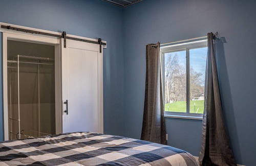 Leesburg Condominio | NEW! UNIQUE! BE AMONG THE FIRST on LAKE TIPPECANOE.