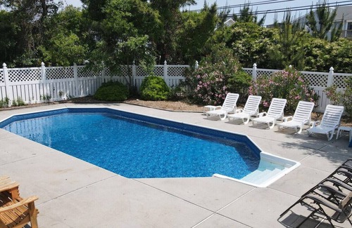 Sandbridge Apartamento | New! VA Beach, 5bd/3Bth, Pool/Beach/Kayak