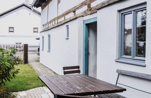 Schernfeld Casa | NEW! Vacation apartment Beim Kirschschuster