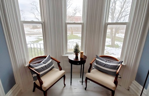 Prince Edward Casa | NEW - Victorian Italianate offering top Amenities