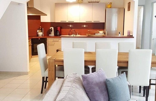 Palau-del-Vidre Villa | Villa independiente con piscina climatizada