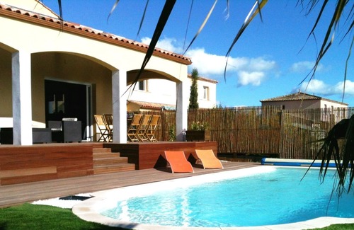 Florensac Villa | villa nueva con piscina