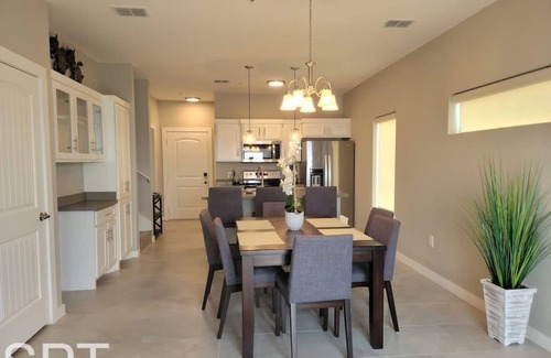 Port Isabel Condominio | New Waterfront Bungalow Fishermans Paradise 2 Bedroom Home by RedAwning