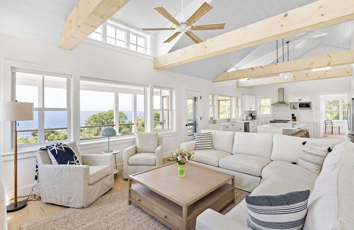 Vineyard Haven Casa | Cottage nostálgico de 1920 con playa privada y Mejor Sunset Visualización En La Isla