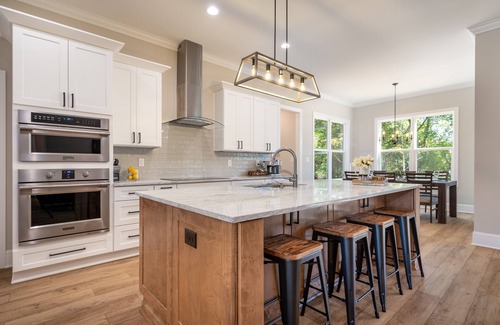 Troutman Casa | New waterfront house on Lake Norman/private dock