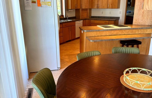 Necedah Casa | New Waterfront Listing- Castle Rock Lake, Hot Tub, Sand Beach, Central Wisconsin