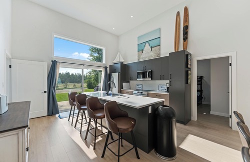 Dunnottar Cabina | New Waterfront Luxury Cabin on Lake Winnipeg