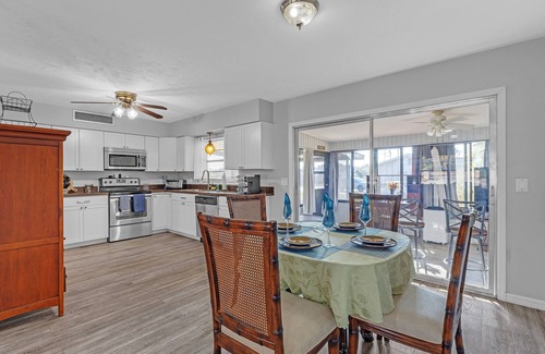 Inverness Casa | NEW! Waterfront Retreat w/ Canal Access