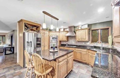 Wrightstown Casa | NEW! WATERFRONT VACATION DREAM HOME!