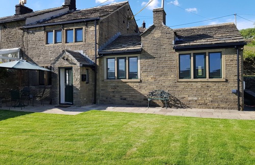 Sowerby Bridge Cabaña | **NEW** Weavers Cottage in the heart of the Pennines, West Yorkshire