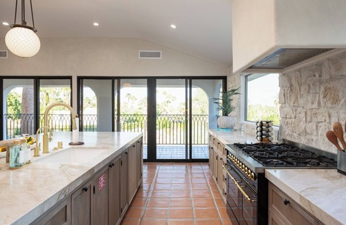 The Mesa Casa | NEW-Welcome to the Mesa Racquet Club Estate