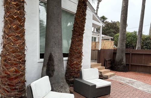 Lower State Casa | NEW! West Beach Bungalow