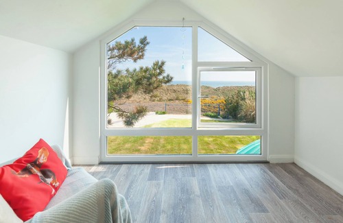 Winterton-on-Sea Casa | *NEW* White Horses, OPEN Sea Views over unspoilt dunes. Walk to the Beach & Pub!