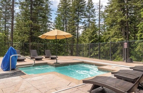 Whitefish Cabina | NEW Whitefish Mountain Cabin