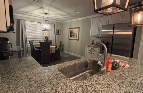 Midland City Casa | NEW- whole house close to Dothan and Ft. Novosel