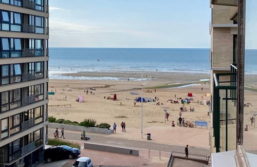 Koksijde-Bad Apartamento | New! Wind&Zee: seaview, cosy & full sun for a zen break, parking/tram/shops 5'