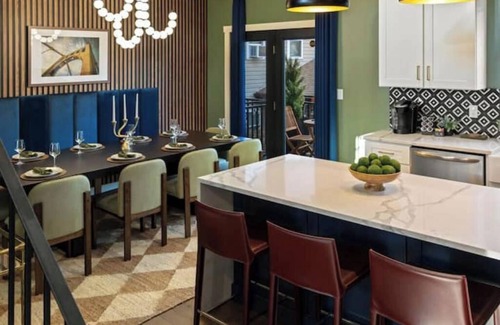 East Allegheny Apartamento | NEW Yinz City Stay Walk to Acrisure&PNC Rooftop