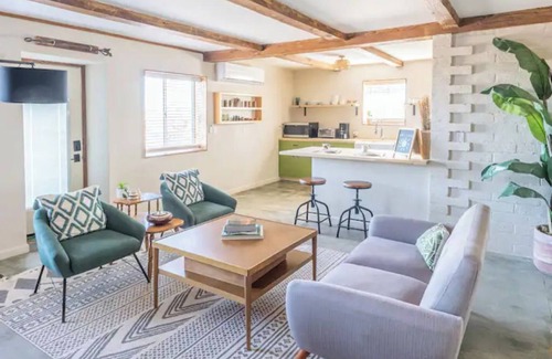 Twentynine Palms Casa | NEW! Young Cactus Villa @ Joshua Tree - Pool, Hot Tub, Fire Pit & Outdoor Shower