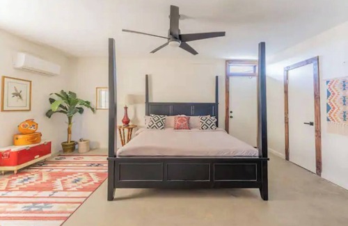 Twentynine Palms Casa | NEW! Young Cactus Villa @ Joshua Tree - Pool, Hot Tub, Fire Pit & Outdoor Shower