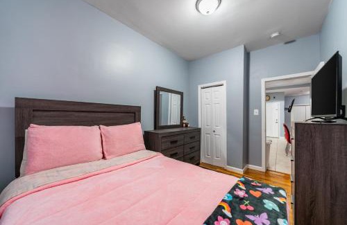 Ampere Apartamento | Newark 3BR Gem - Near NYC - & Attractions