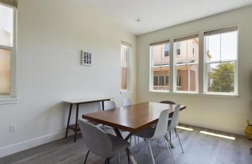 Newark Apartamento | Newark 4br w garage nr restaurants park SFO-1577