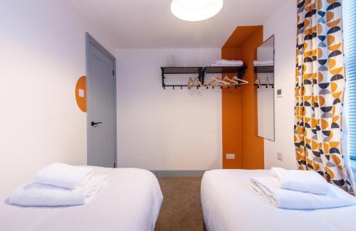 Newark Apartamento | Newark Apartments: Ideal for Contractors with Parking