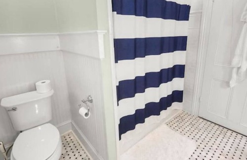 Chapin Cabaña | Newberry Cottage - Steps to downtown