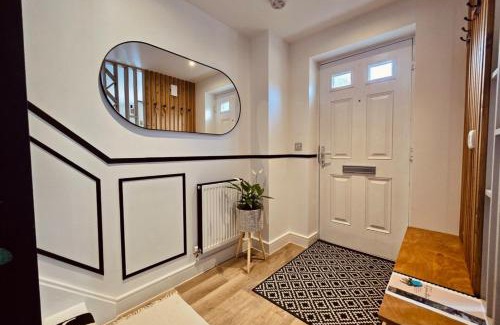 Plastow Green Casa | Newbury Garden Retreat