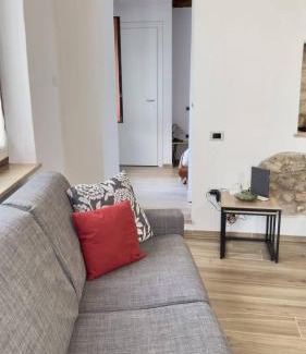 Castelnuovo del Garda Apartamento | Newcastle house