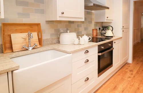 Whitstable Cabaña | CASA NUEVA, que admite mascotas, con un jardín en Whitstable, Ref 997074