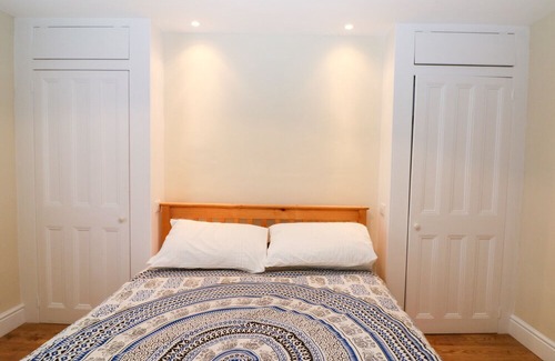 Whitstable Cabaña | Newden Cottage, WHITSTABLE