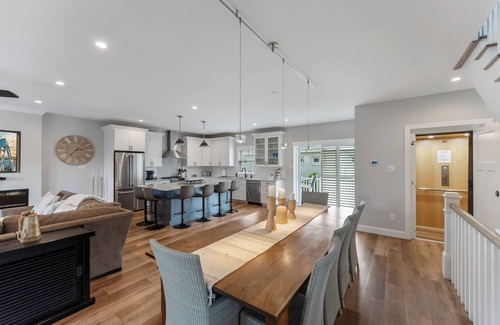 Cape May Casa | Newer Townhome in CM close to town with private parking, elevator and EV Charger